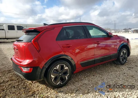 2024 Kia Niro Ev Wind z USA, uszkodzony, nr VIN KNDCR3L16R5099450